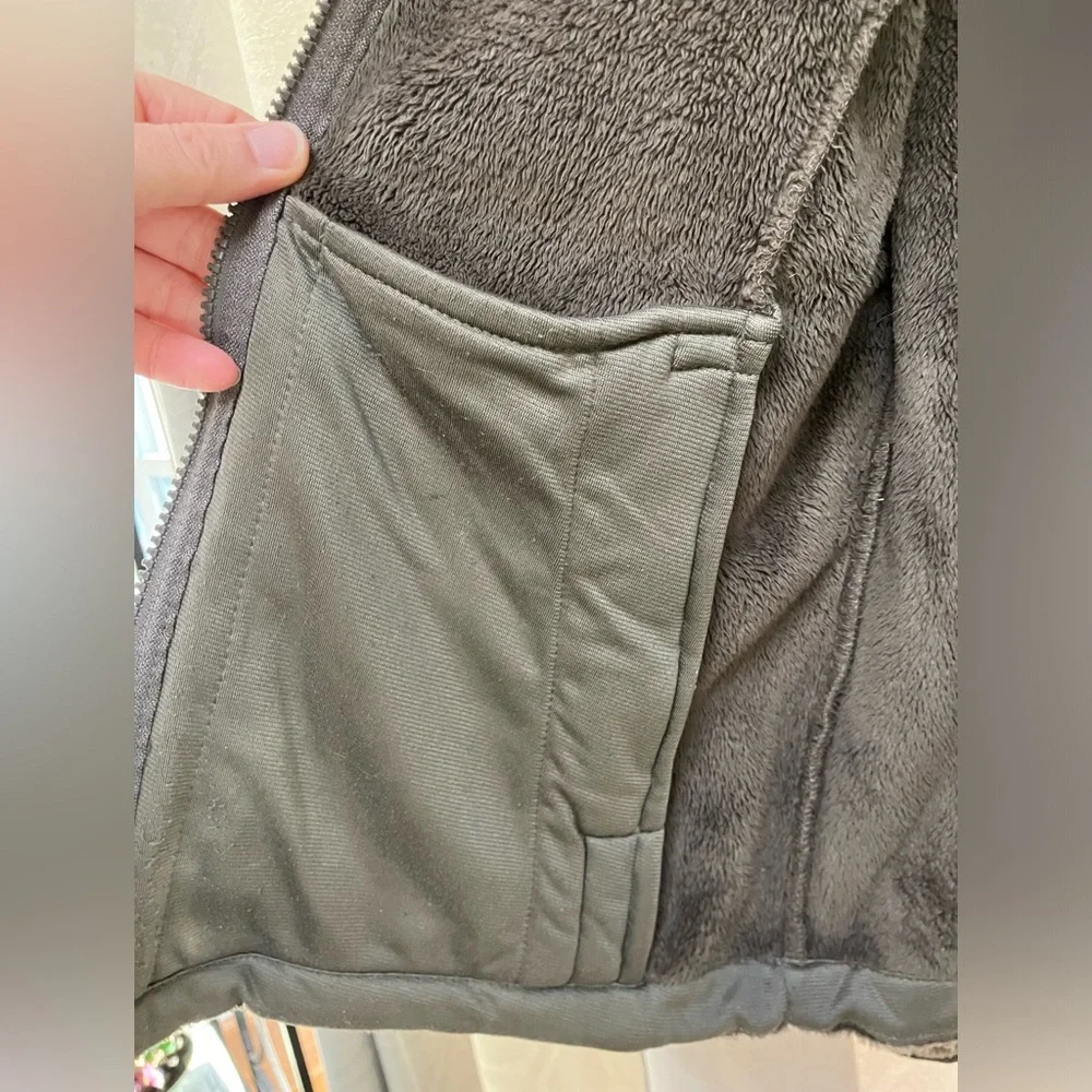 The North Face Women’s 2-piece Ski/Winter Jacket - Picture 13 of 16